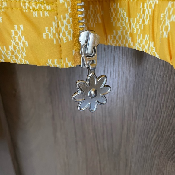 Nike Windbreaker - Picture 5 of 6